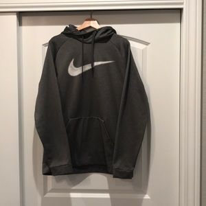 Men’s Nike sweatshirt